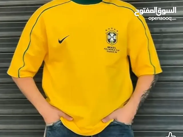 تيشيرتات جميلة وأنيقة