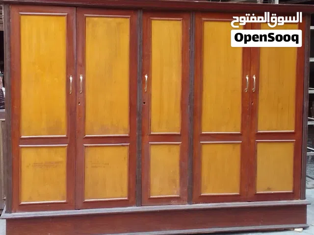 ربنا يبارك لصاحب النصيب  دولاب عمولة قوايم زان وموسكي  5درفة عرض 245سم وعمق 57سم وارتفاع 181سم  ب