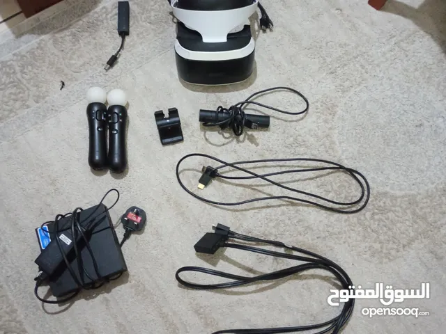 psvr 1 good condition used full set 500qr طقم كامل في ار للبليستيشن 4 و 5