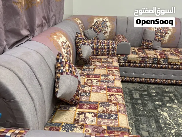 اسخدام بسيط ونظيفات يتسع الي 12 شخص مع ستاير