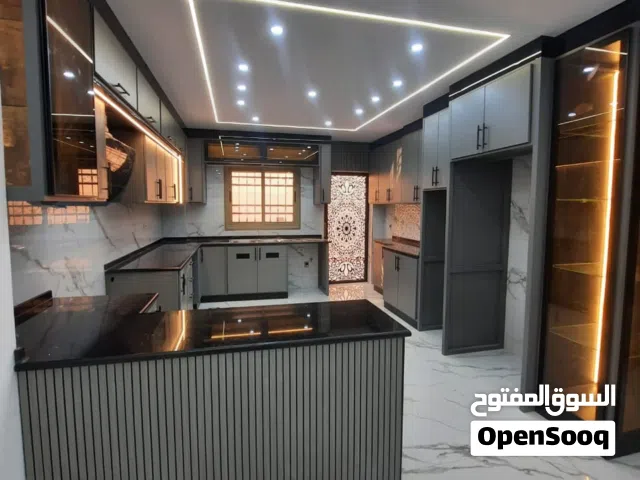 223 m2 5 Bedrooms Apartments for Sale in Zarqa Al Zarqa Al Jadeedeh