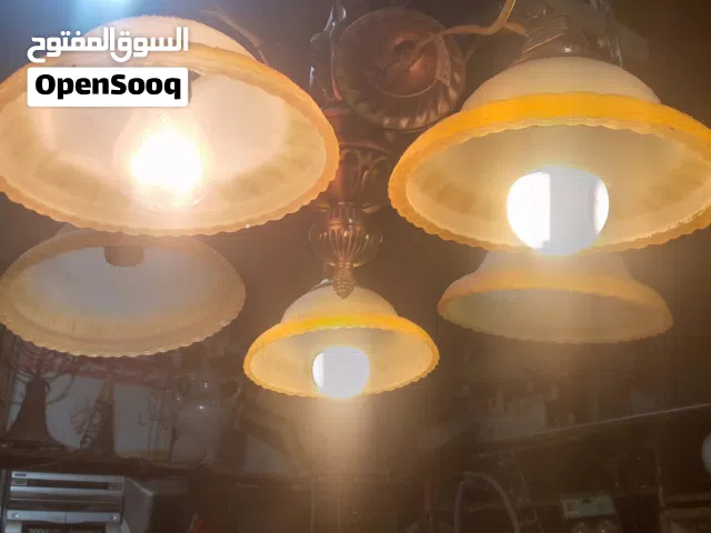 ثريات للبيع