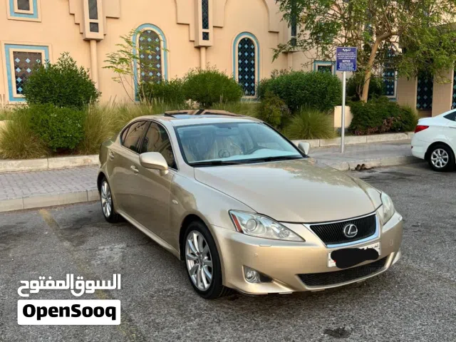 Used Lexus IS in Central Governorate