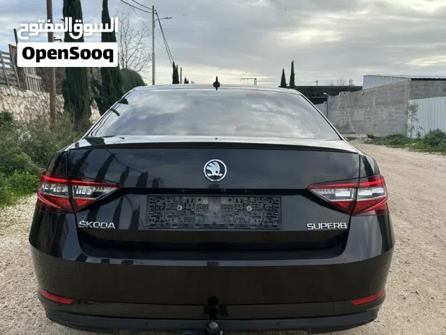 سكودا سوبير 2019 ديزل فل عدا فتحة بوية شركة بالكامل لون مميز جداً سعرر حررق