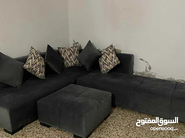 أثاث مستعمل