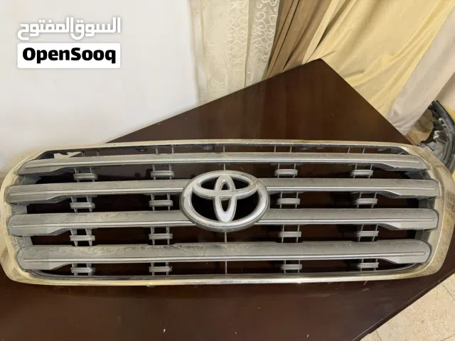 للبيع شبك أمامي لاندكروزر 2009