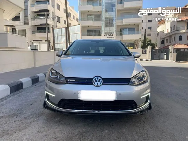 VW E-GOLF 2015