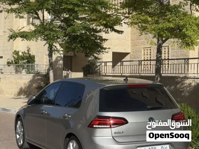 2017 فولكسفاغن جولف Plus