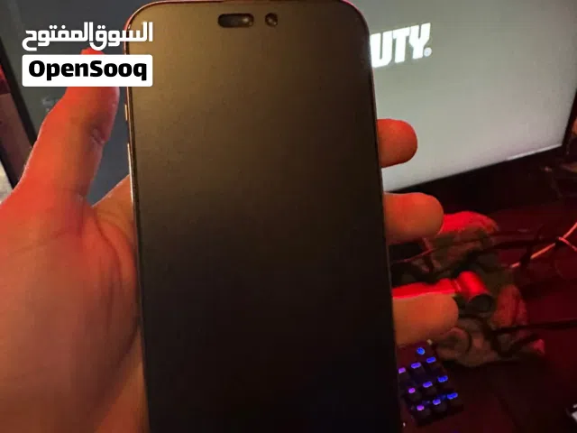 ايفون 16 برو ماكس بطاريه 93 ضمان ماستر جهاز نظيف جدا من غير اي تبديل جهاز مكفول السعر مليون و 300