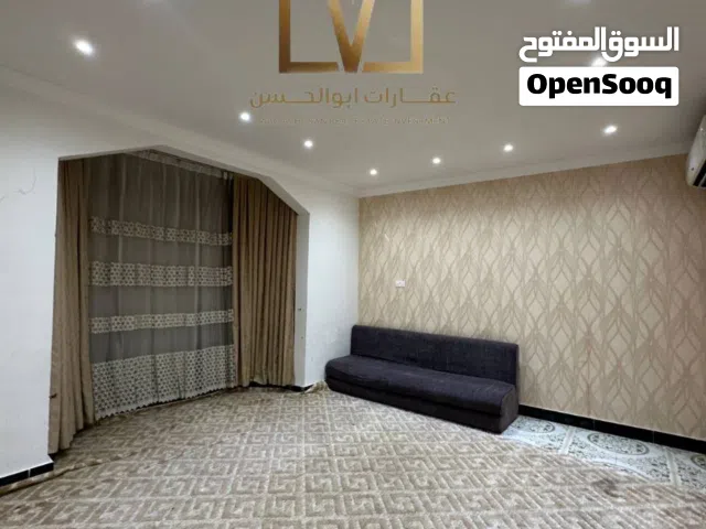 125 m2 2 Bedrooms Townhouse for Rent in Basra Baradi'yah