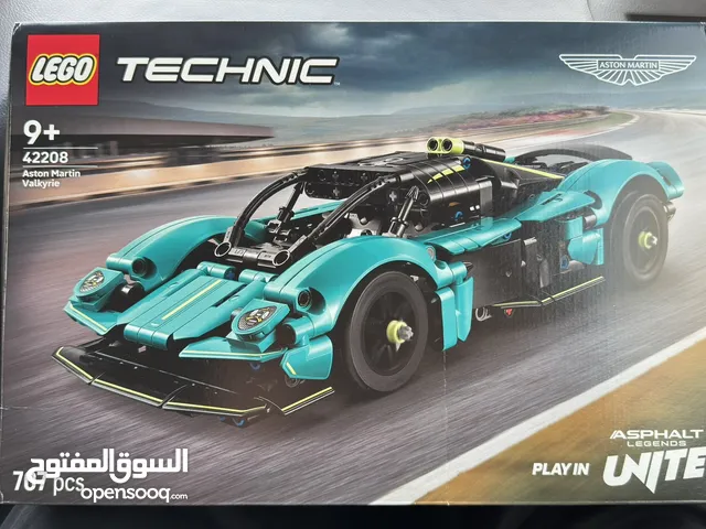 LEGO ASTON MARTIN VALKRIYE 707PIECES