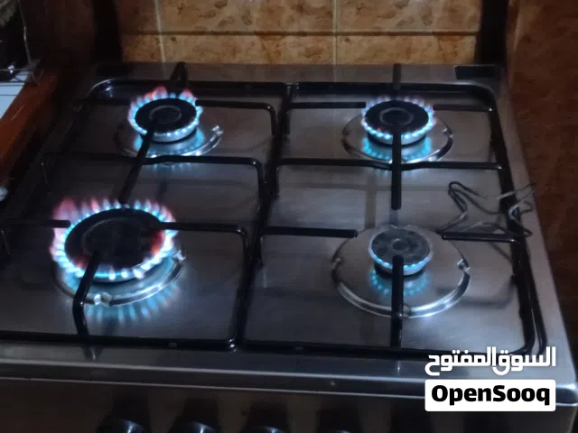 غاز طهي شبه جديد إستعمال قليل جدا شغال ميه في الميه وكل أموره تمام