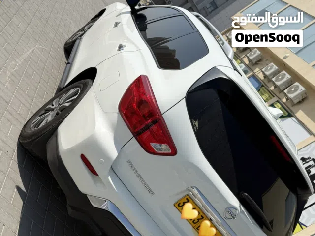 2020 نيسان باثفايندر SL