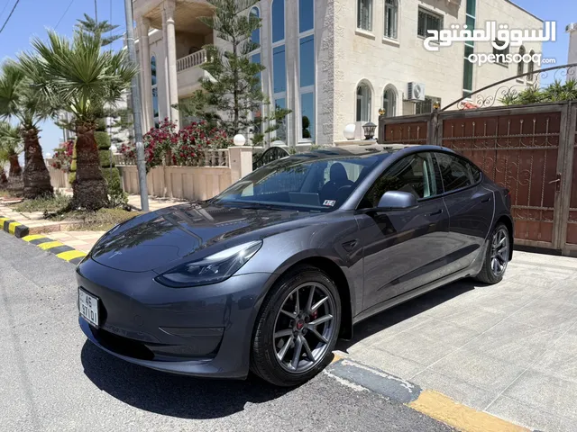 Used Tesla Model 3 in Amman