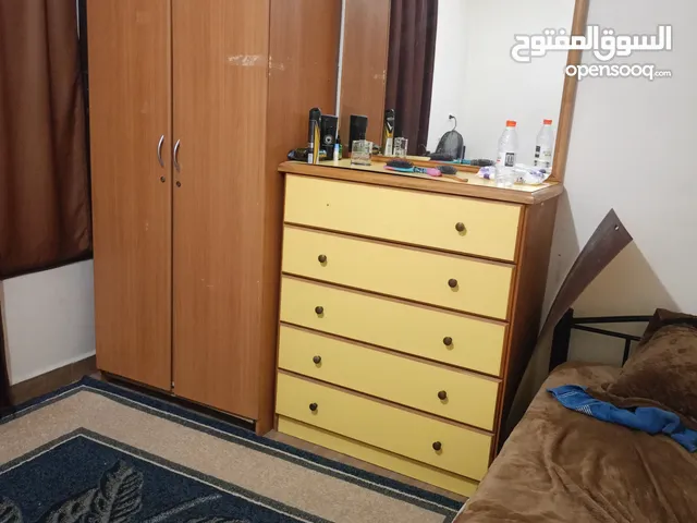اثاث منزلي مستعمل للبيع