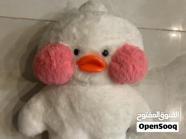 دمية بطة بيضاء