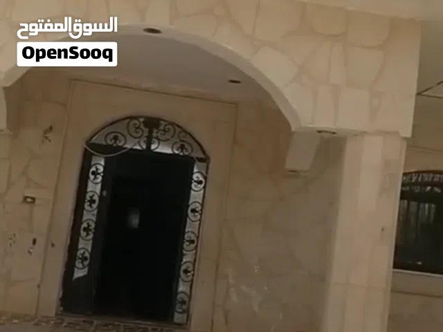 202 m2 3 Bedrooms Townhouse for Sale in Mafraq Al-Badiah Ash-Shamaliyah