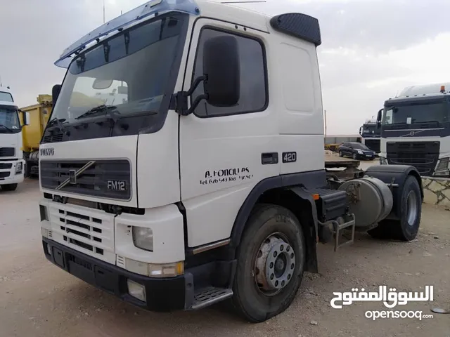 Used Volvo 440 in Al Hudaydah