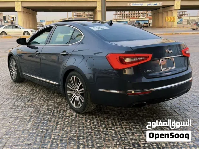 2015 كيا كادينزا Limited
