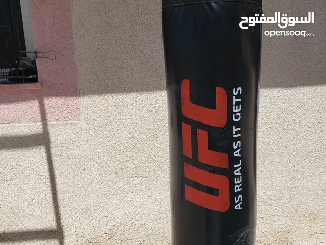 كيس ملاكمة كبير