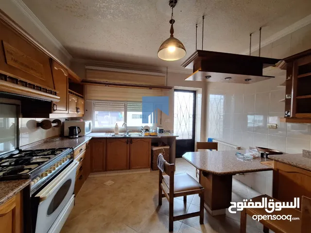 150 m2 3 Bedrooms Apartments for Sale in Amman Um El Summaq