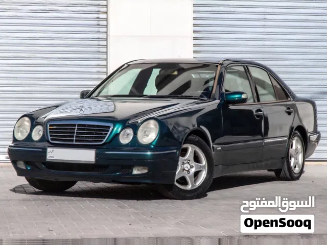 2000 مرسيدس بنز الفئة-E E 200