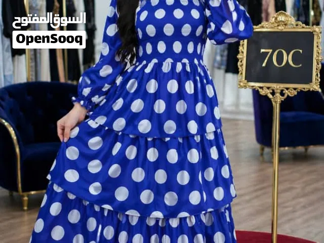 فساتين شيفون ناعم نسائيه بتصميم عصري وأنيق طبقات حصريًا وبسعر الجملة الجملة والكمية محدودة