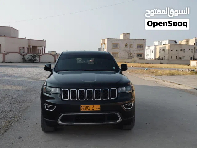 جيب شيروكي نظيف