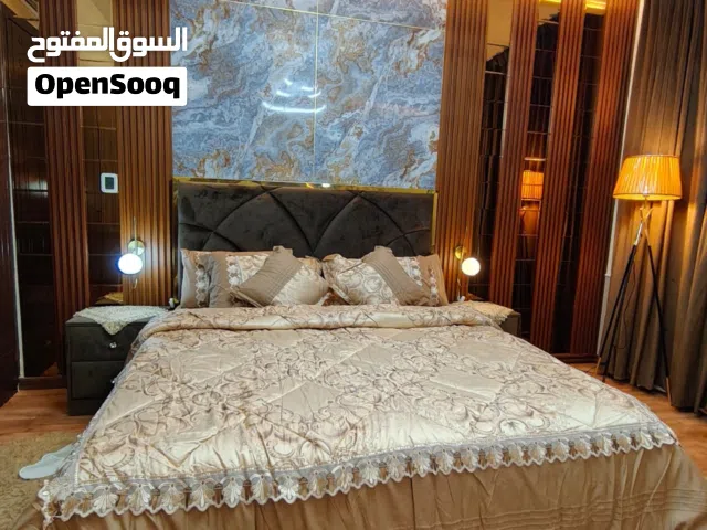 شقه مفروشه للايجاري الشهري 3 غرف وصاله 3 حمامات