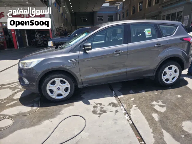 2018 Ford Escape Standard
