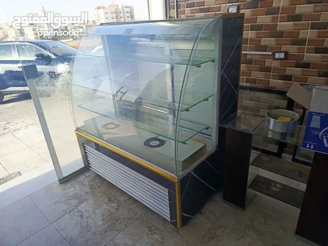 بحالة ممتازه راكبه عليها مطور جديد وتبريد 100 بي ال100 ولا اي ملاحظه