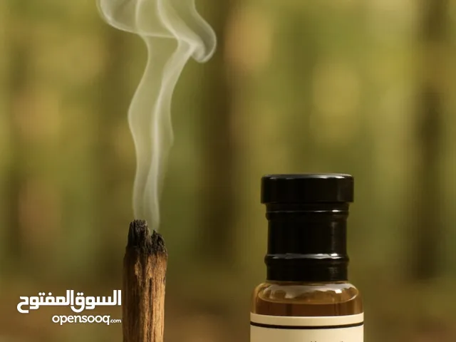 دهن عود قديم