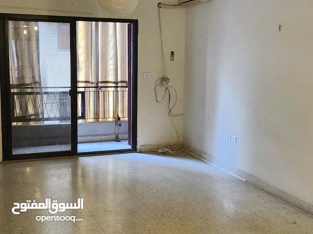 شقه للإيجار في عين المريسه