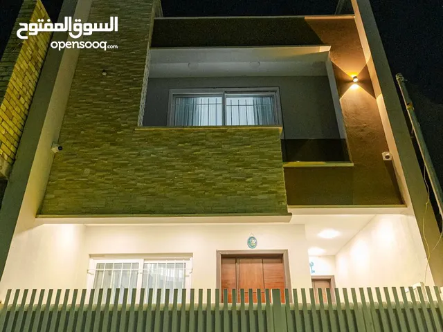110 m2 4 Bedrooms Villa for Rent in Baghdad Zayona