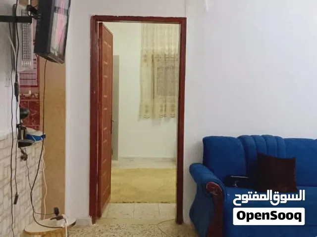 فرصة شقة في شارع فلسطين قرب كافي سراج وصيدلية كنده