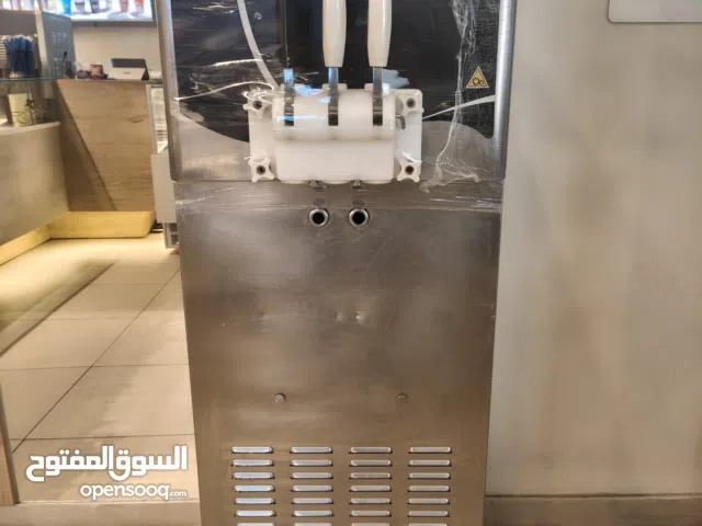 ماكينه سوفت بوظه صب ايطالي gelmatic