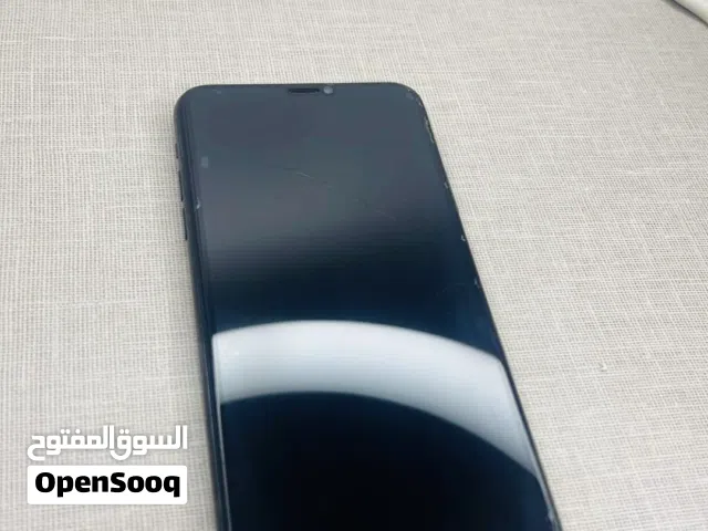 Apple iPhone 11 Pro Max 64 GB in Tripoli