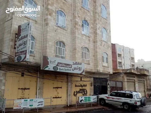 هذي في صنعاء 6لبن لا ثمن حر معمد شارع 14.   الواجه 16 متر    جوار محطه السنينه الكهرباء    9 شقق