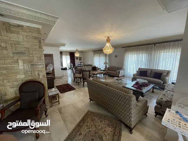 350m2 4 Bedrooms Apartments for Sale in Amman Abdoun