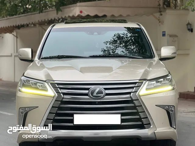 LEXUS LX 570 2016 GOLD