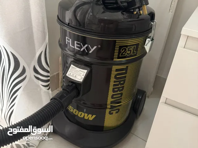 vaccum cleaner brand new bearly used