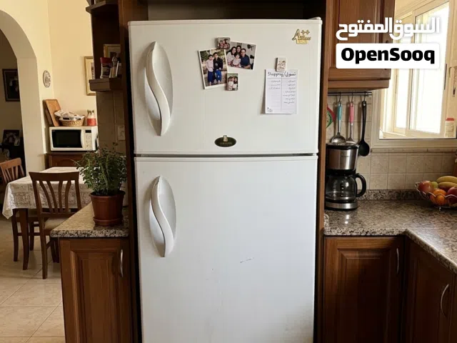 ثلاجه وست ايطالي