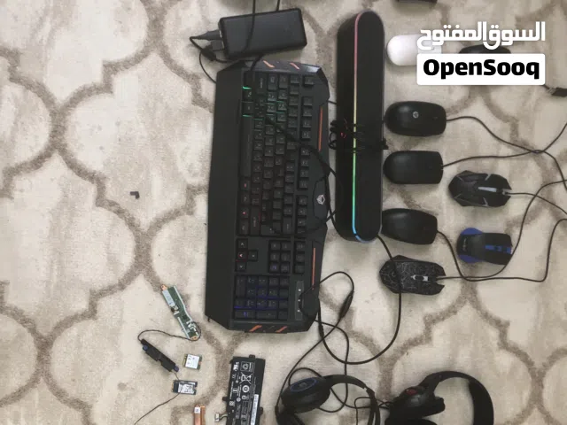 مجموعة إلكترونيات وألعاب للبيع – يدات بلايستيشن، كيبورد قيمنق، سماعات، ماوسات وقطع لابتوب