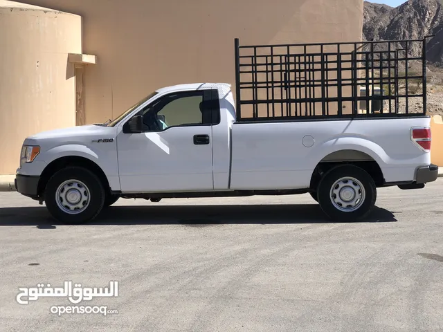 Ford F-150 2014 in Al Dakhiliya