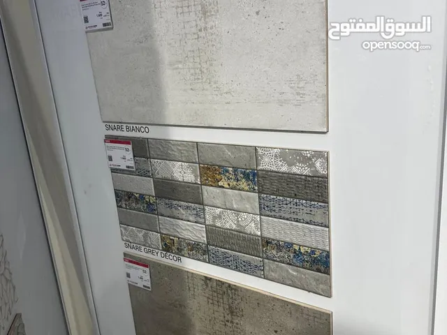 للبيع سراميك جديد لم يستخدم أبدآ لونين ينفع للحمام أو الجدران