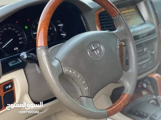 Used Toyota Land Cruiser in Muscat