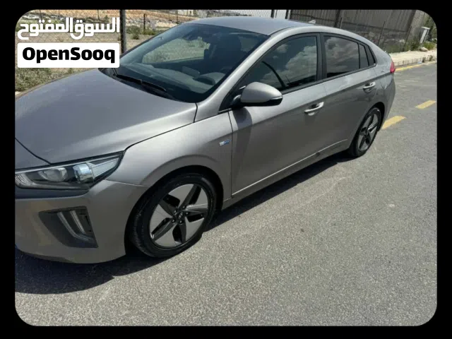 2022 Hyundai Ioniq Standard