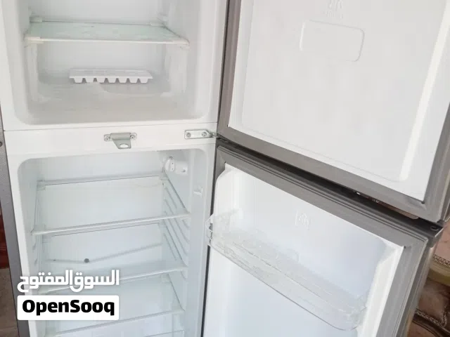 ثلاجة مستخدم قليل قمت النضافه