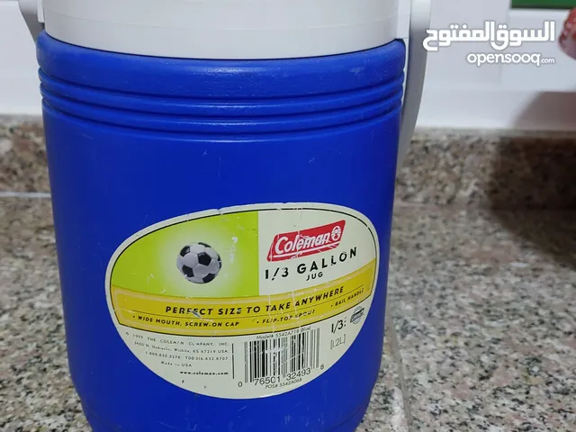 تيرموسات قهوة و حافظة ماء مستعملات للبيع بحالة ممتازة جدا