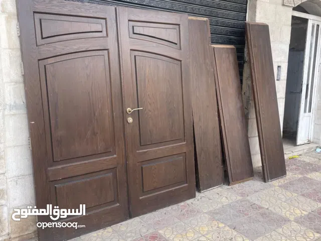 باب مقنوم زرفيل اسباني